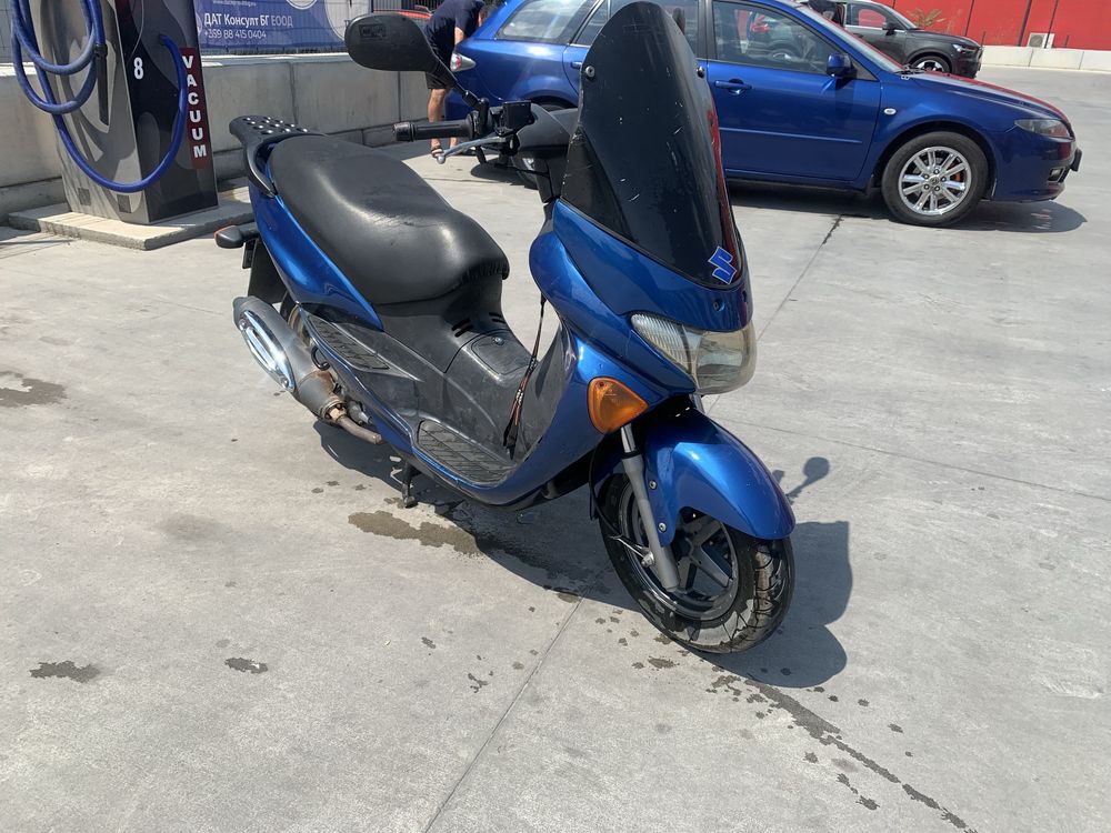 Скутер Сузуки 125cc