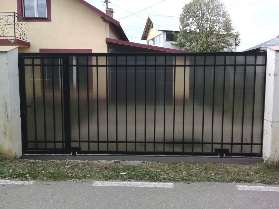 Porti din fier forjat,balustrade din fier forjat,copertine din fier