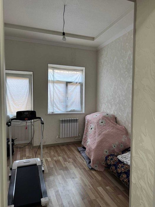 Продаётся в Бекткмирском районе дом 1,5 сотки 4 комнаты Ипотека есть