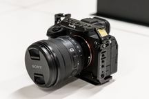 SONY A7 IV, yangidek idealniy holatda
