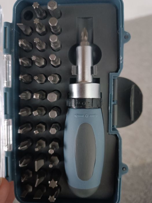 Set șurubelniță cu mâner solid