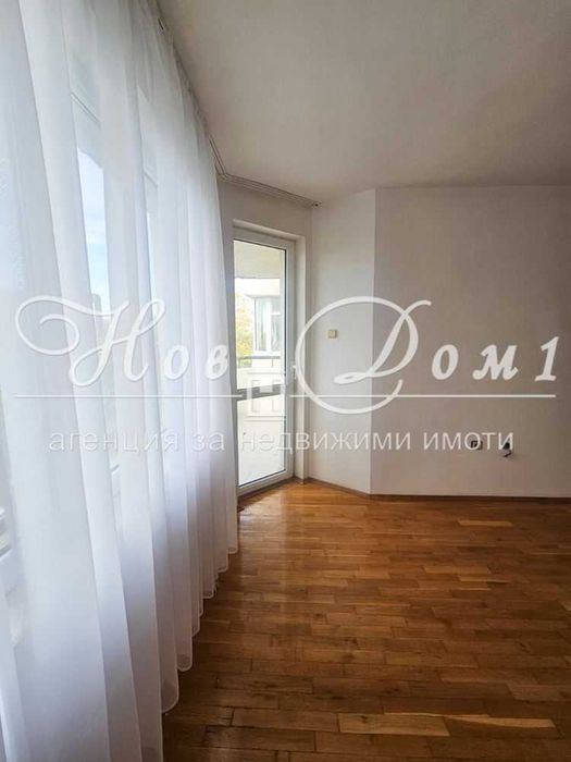 Продава се Четиристаен апартамент в Варна, Аспарухово - 108 кв.м за 1574 €/кв.м - Снимка #2