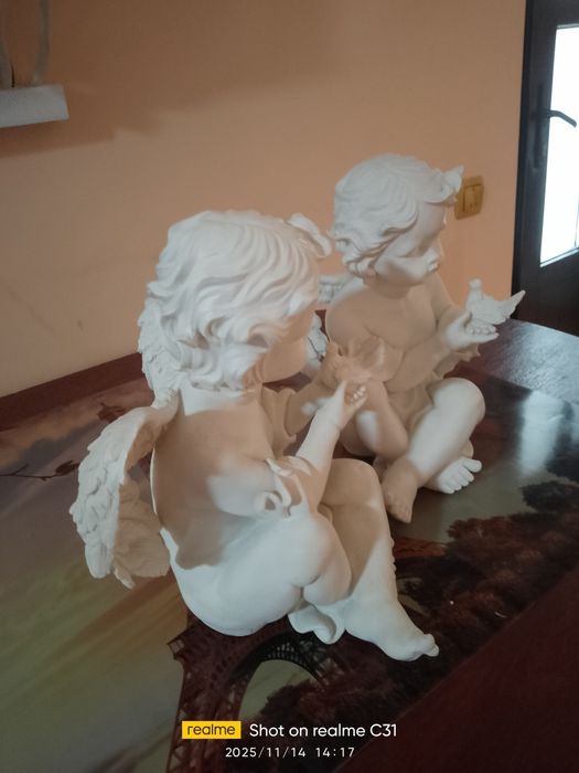 Vând 2 îngeri  noi