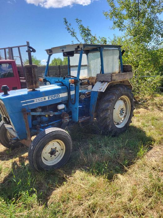 Vand Tractor Ford 3600 stare foarte bună, gata de lucru