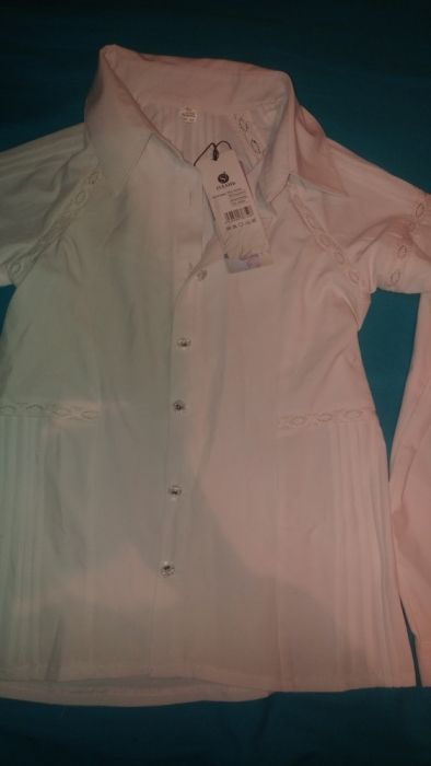 Новая белая блузка