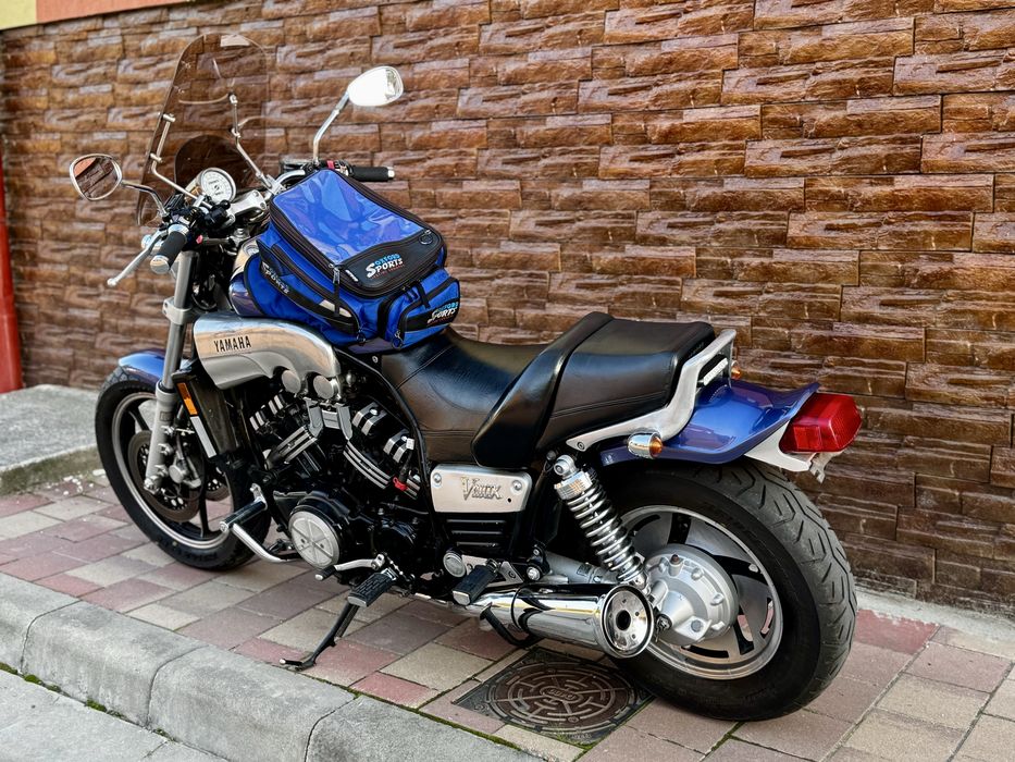 Yamaha V Max 1200