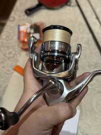 Макара Shimano Stradic 2500SHG