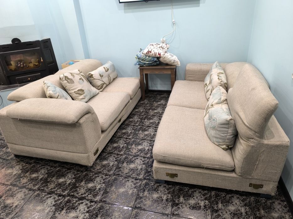 ПОДАРЯВАМ ъглов диван