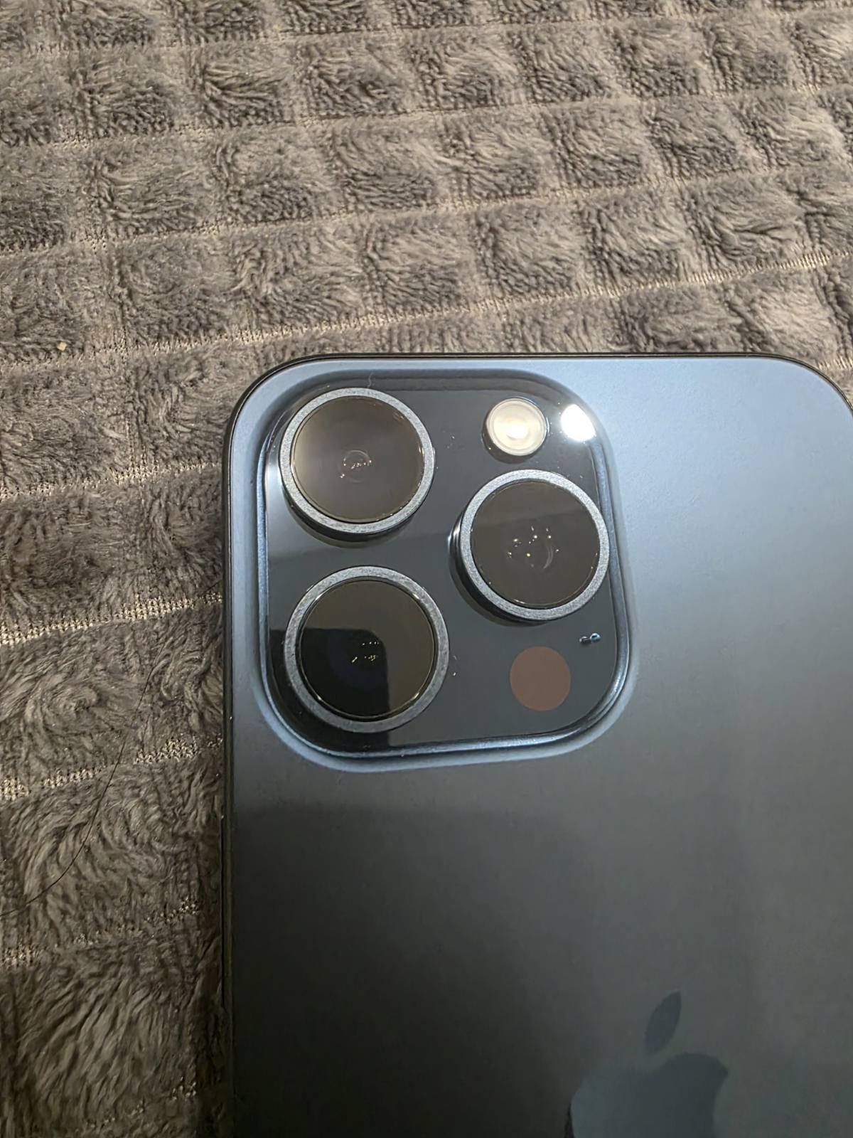iPhone 15 pro max  /без забележки/