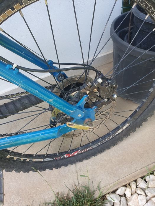 Mountainbike bicicleta full suspension