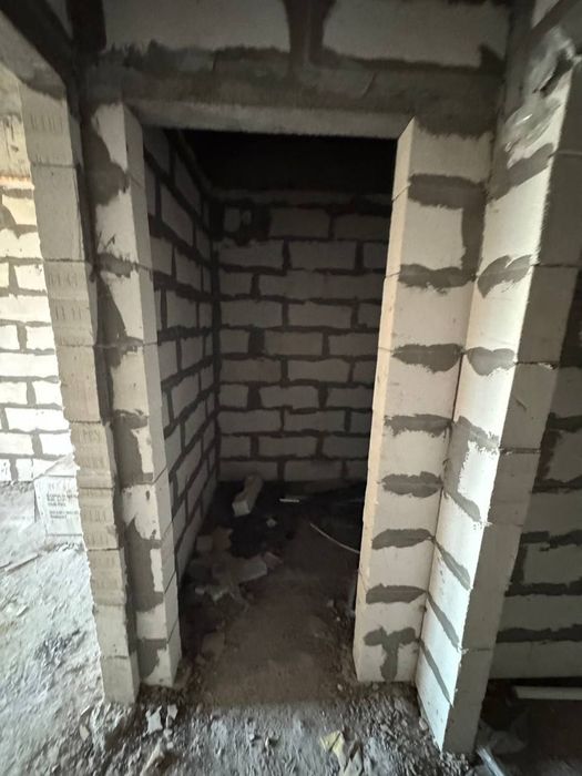 Срочно продаётся 4 ком Новостройка коробка