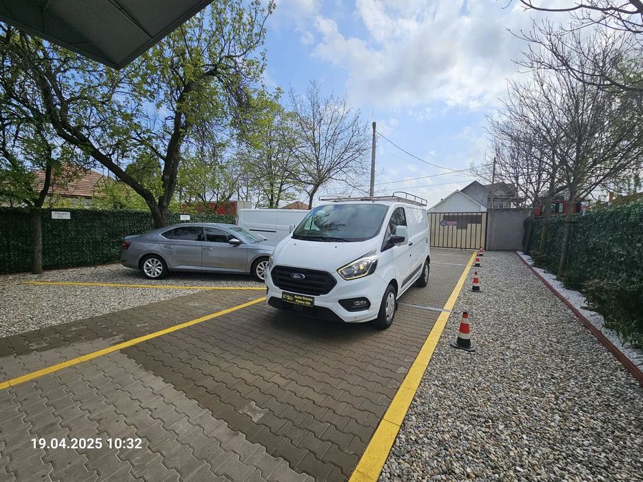 Ford Transit Custom 2019 · Transit Custom L1H1 · 1 997 cm3 · 151 911km · Negociabil