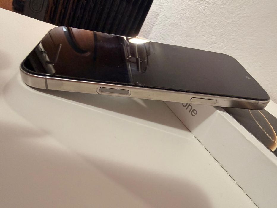 Iphone 16 pro max 256g