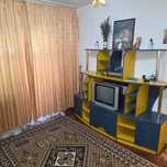 Închiriez apartament mobilat, utilat, piața Nord Ploiești.