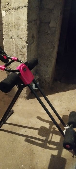 Vând aparat de abdomene