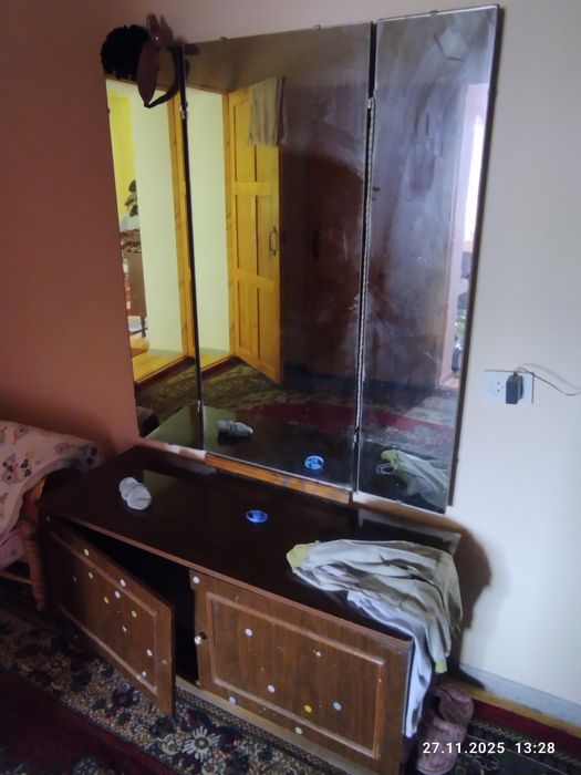 2трюма.1спальный.1тв подставка