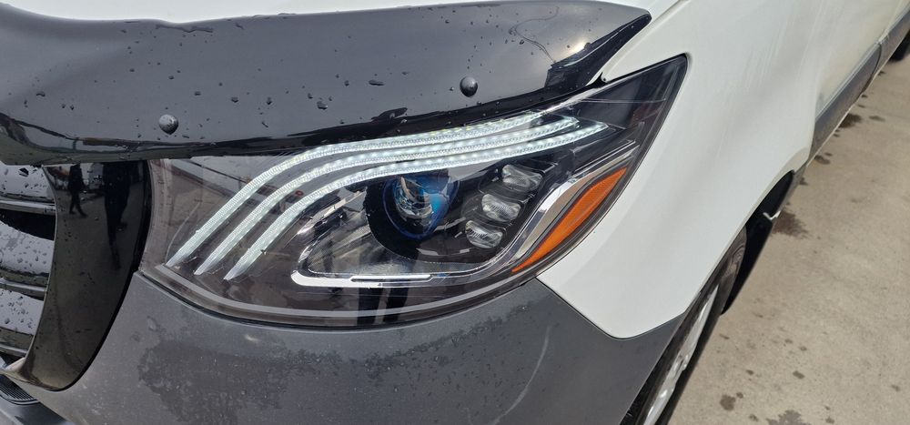 Mercedes Sprinter, 8+1 locuri, varianta XXL