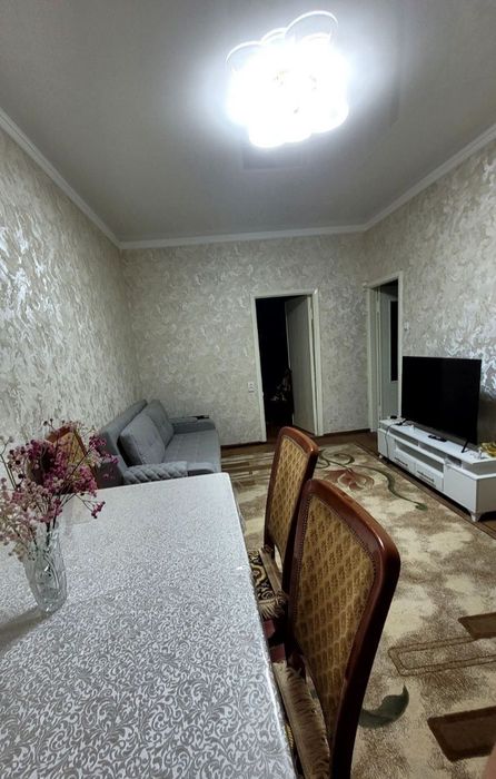 Mirobod Oybek metrosi yaqinida 1 xonali sherglikka kvartira bor