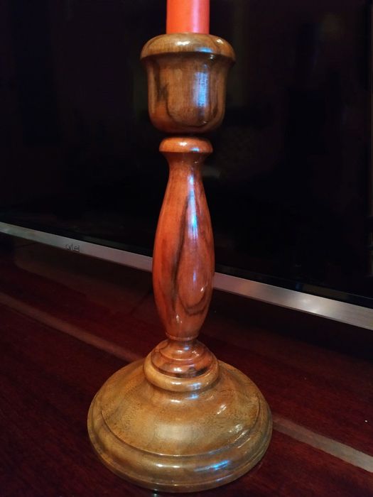 Разные подсвечники. См все фото.