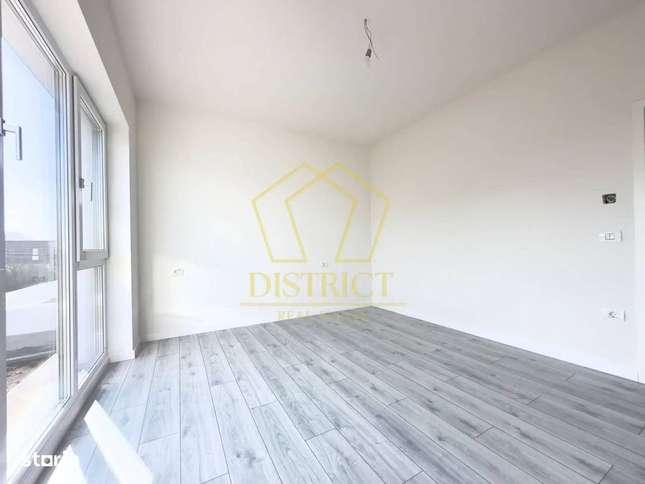 Duplex superb despartit prin camera tehnica | Dumbravita