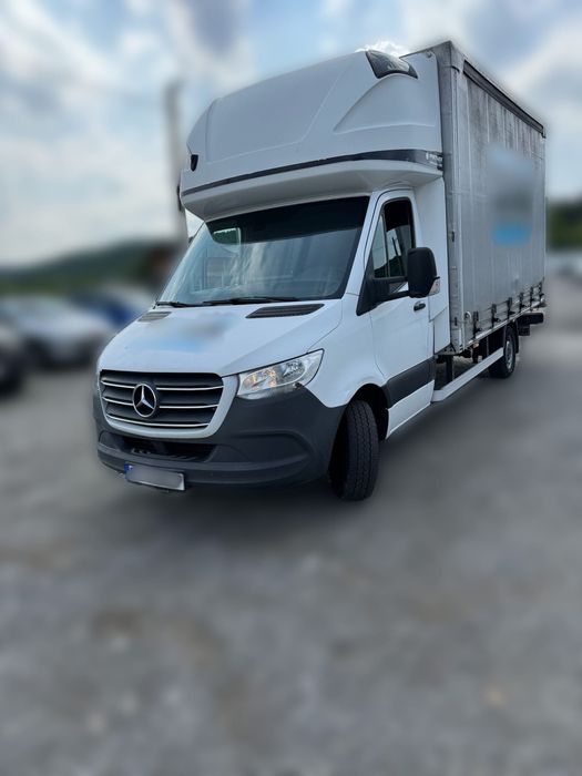 Vand mercedes sprinter 2018 cu lift