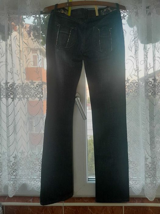 blugi eleganti elastici  cu sclipici