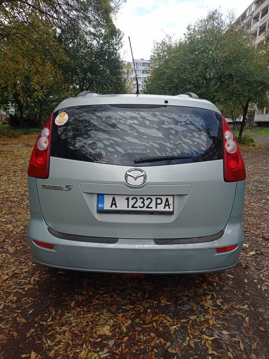 Продавам Mazda 5 в много добро техническо състояние