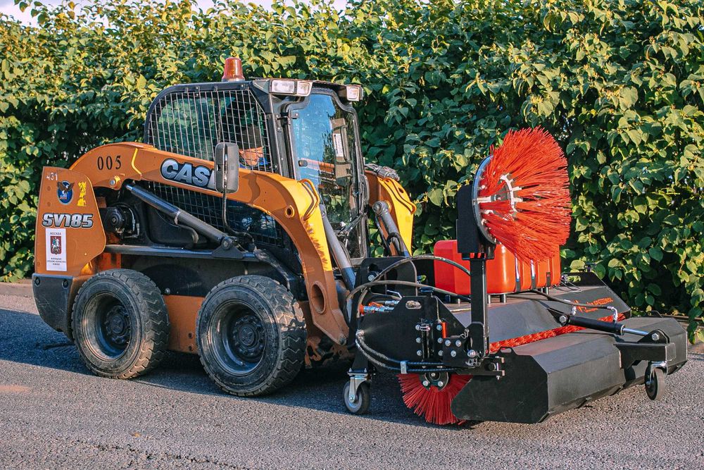 Щетка дорожная для мини-погрузчика