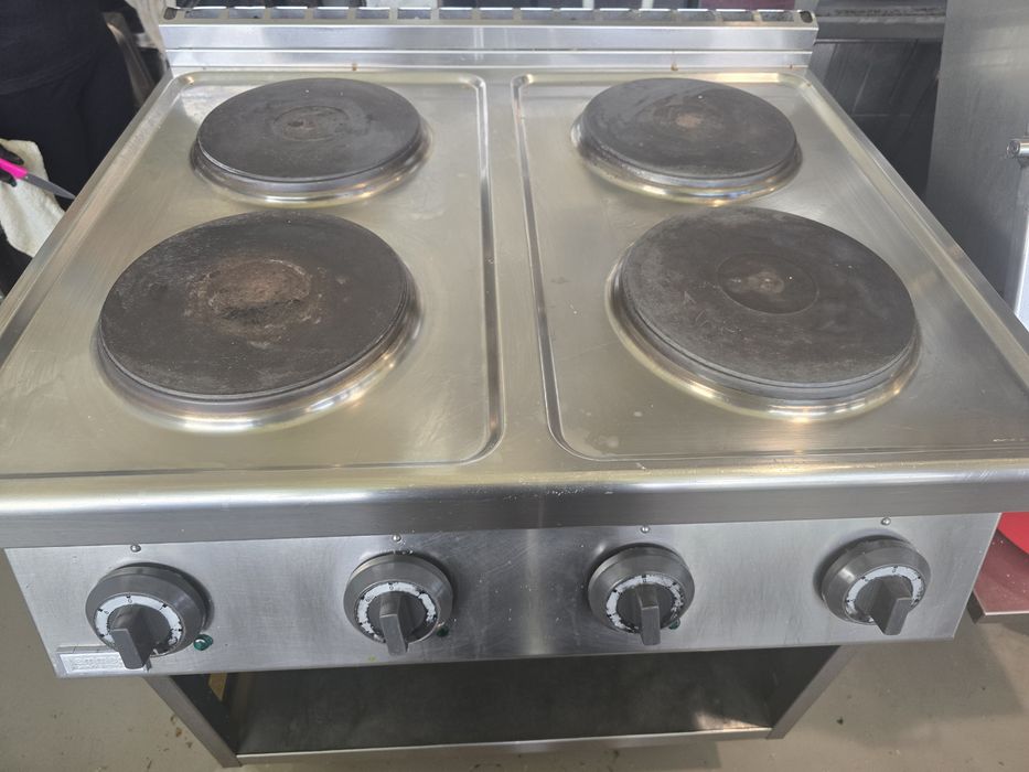 Masina gatit 4 plite electrice