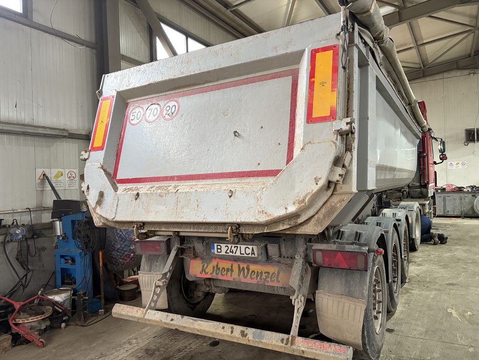 Semiremorca basculabila schmitz