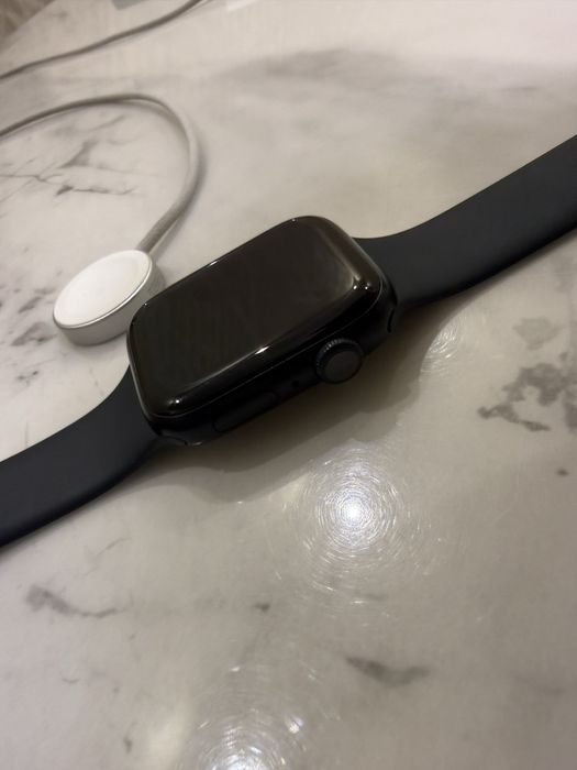 Apple watch 9/45 ideal