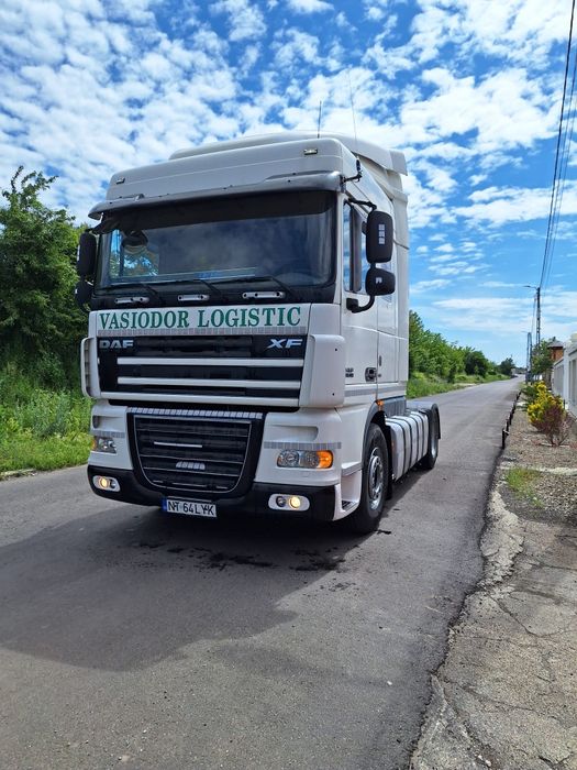 Cap tractor Daf XF 105.460
