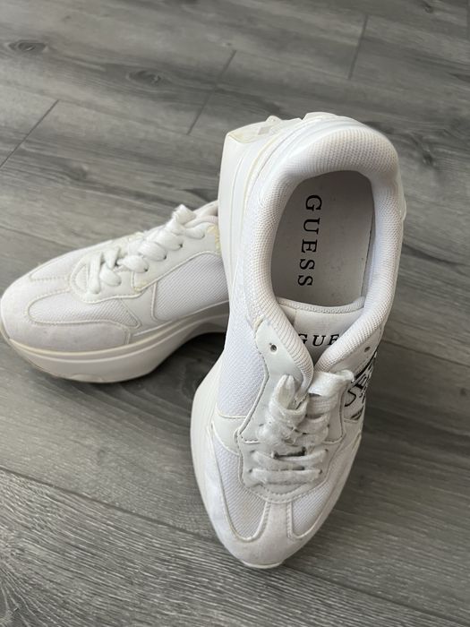 Adidasi Guess 38