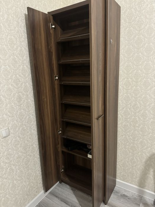 Обувной шкаф в прихожую