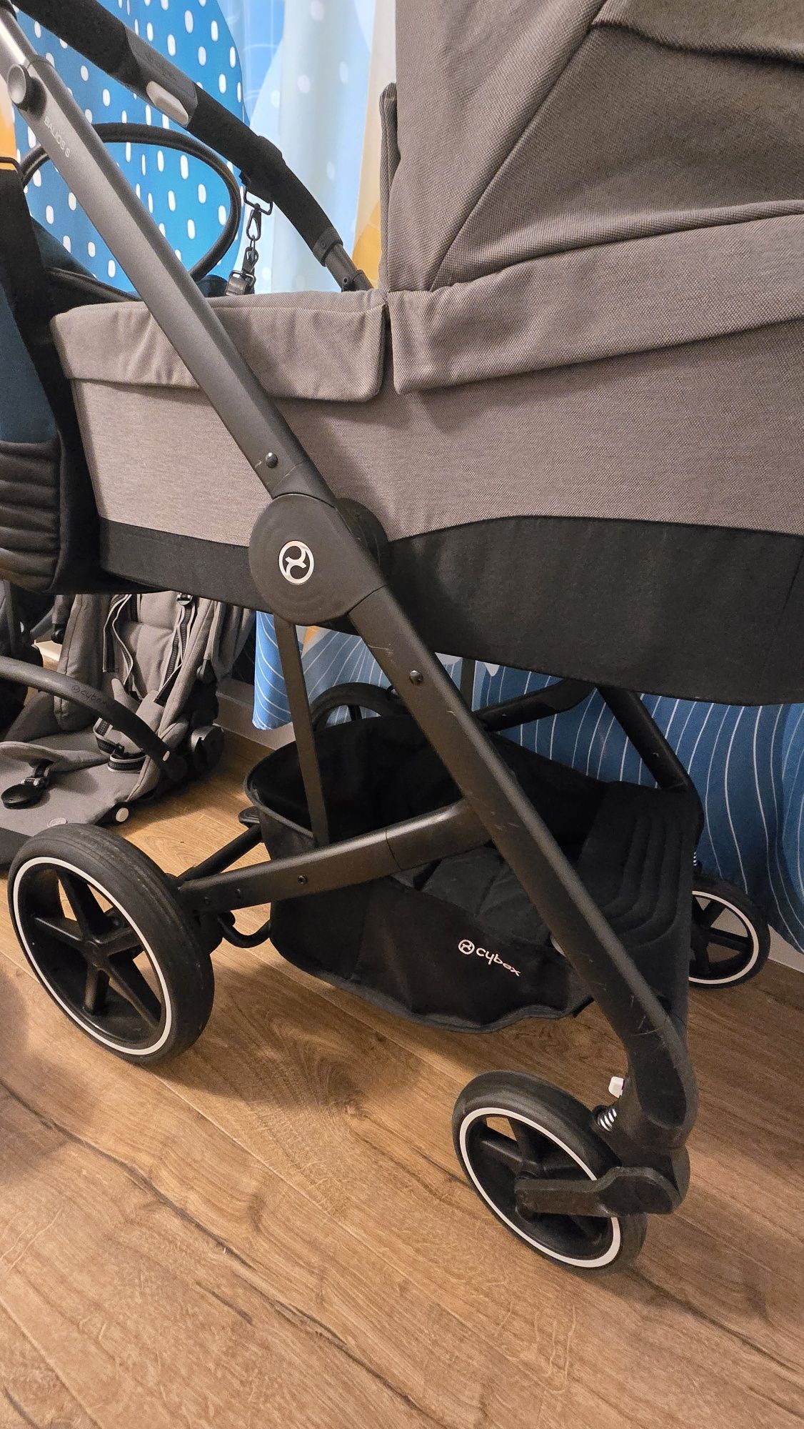 Cybex balios s lux 3в1 с isofix база за кола, адаптори за количка и но