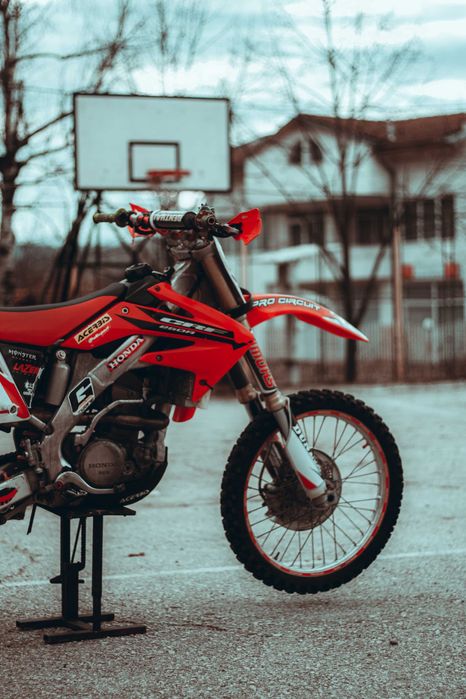 Продавам Honda crf 250r 2006г