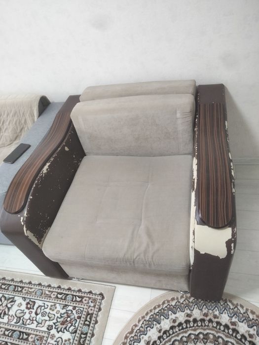 Продам кресло диван