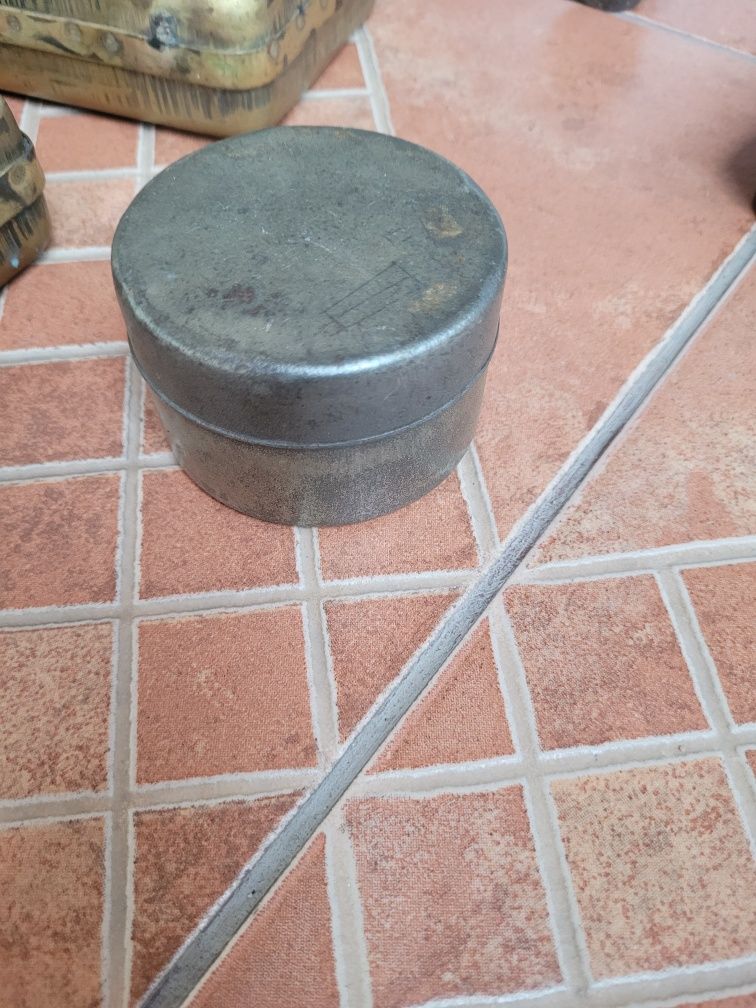 Cutii tablă diferite mărimi