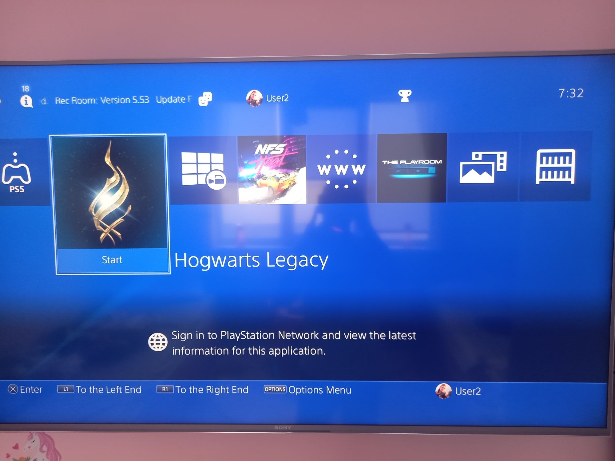 Ps4 slim бяла конзола,игри,джойстик и зарядна станция