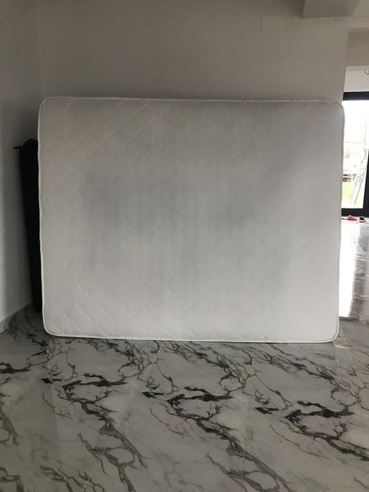 Vand saltele noi de pat