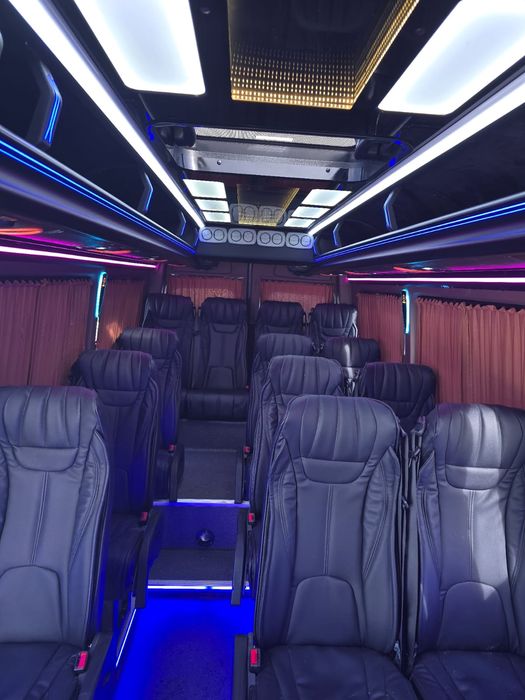 Пассажирские перевозки микроавтобус мерседес спринтер вип салон 17мест