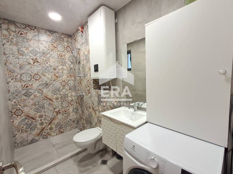 Продава се Тристаен апартамент в Варна, Бриз - 99 кв.м за 1506 €/кв.м - Снимка #9