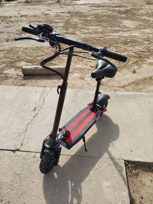 Самокат электронный Sealup XLP-Q8