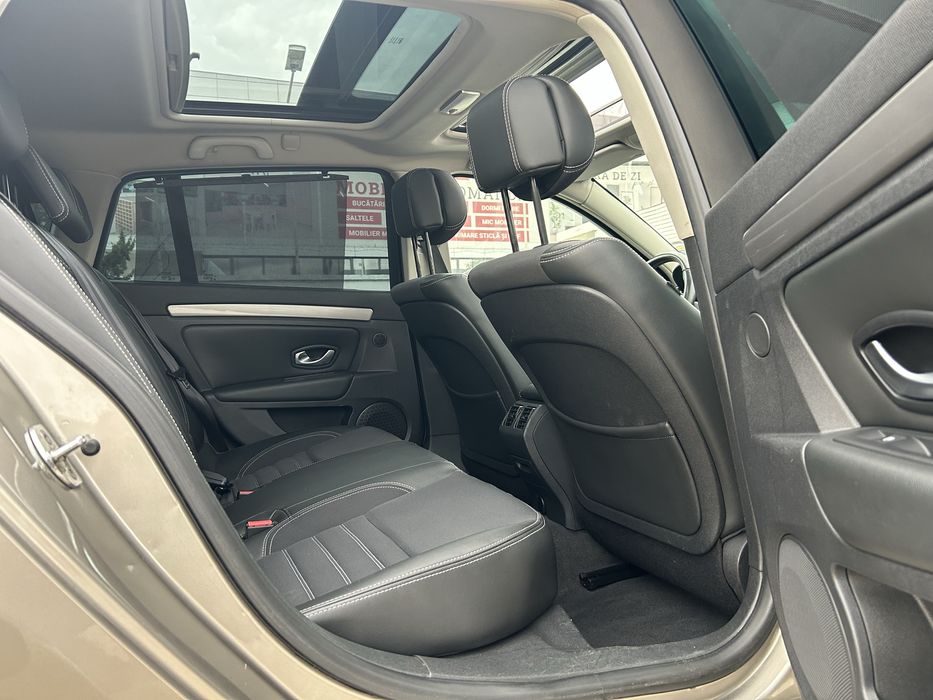 Renault Laguna GT 2.0 DCI 2012 Panoramic Piele Navi Xenon