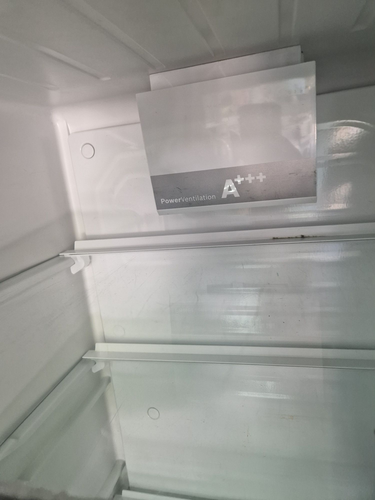Хладилник с фризер Bosch 200/60/60 A+++