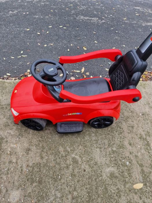 Mașinuță cu mâner de impins detașabil