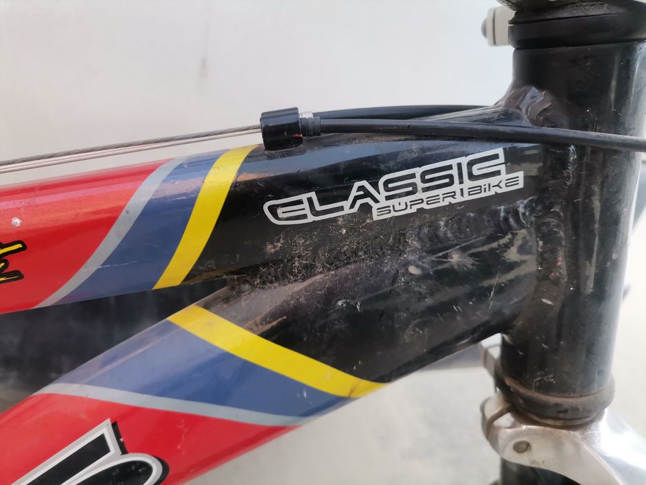 Bicicleta MTB DHS suspensie 21 viteze, perfect funcțională, roti 26,