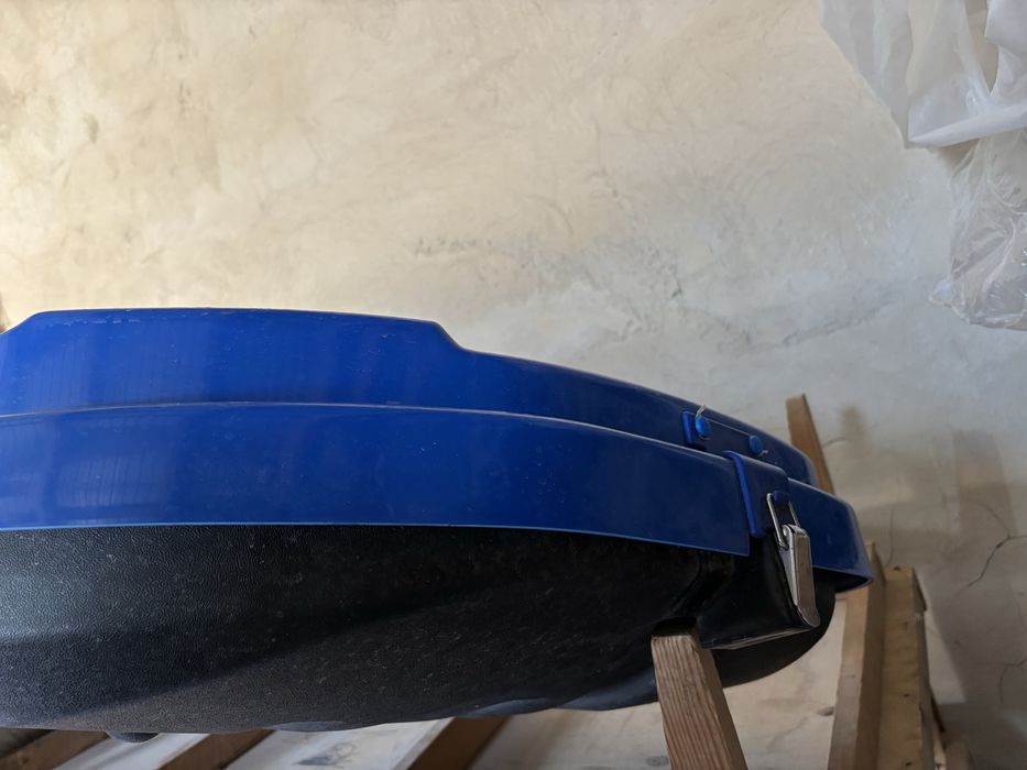 Продаеться автобокс