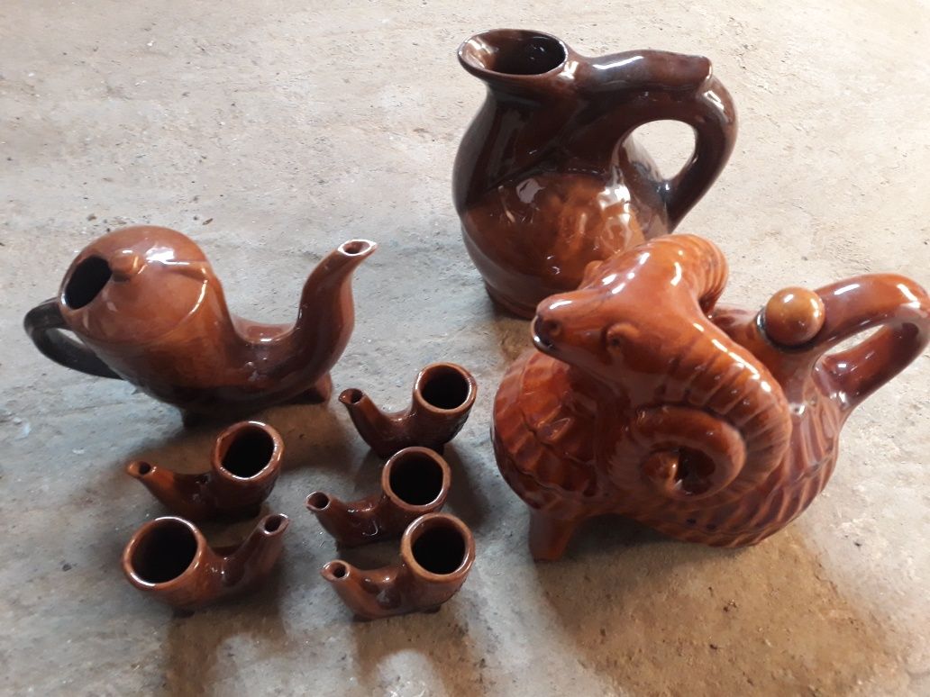 Керамични чаши и кани комплект