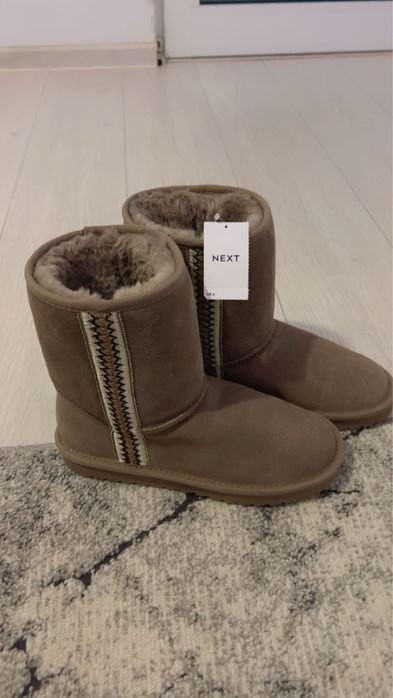 Vand Ugg Next Dama